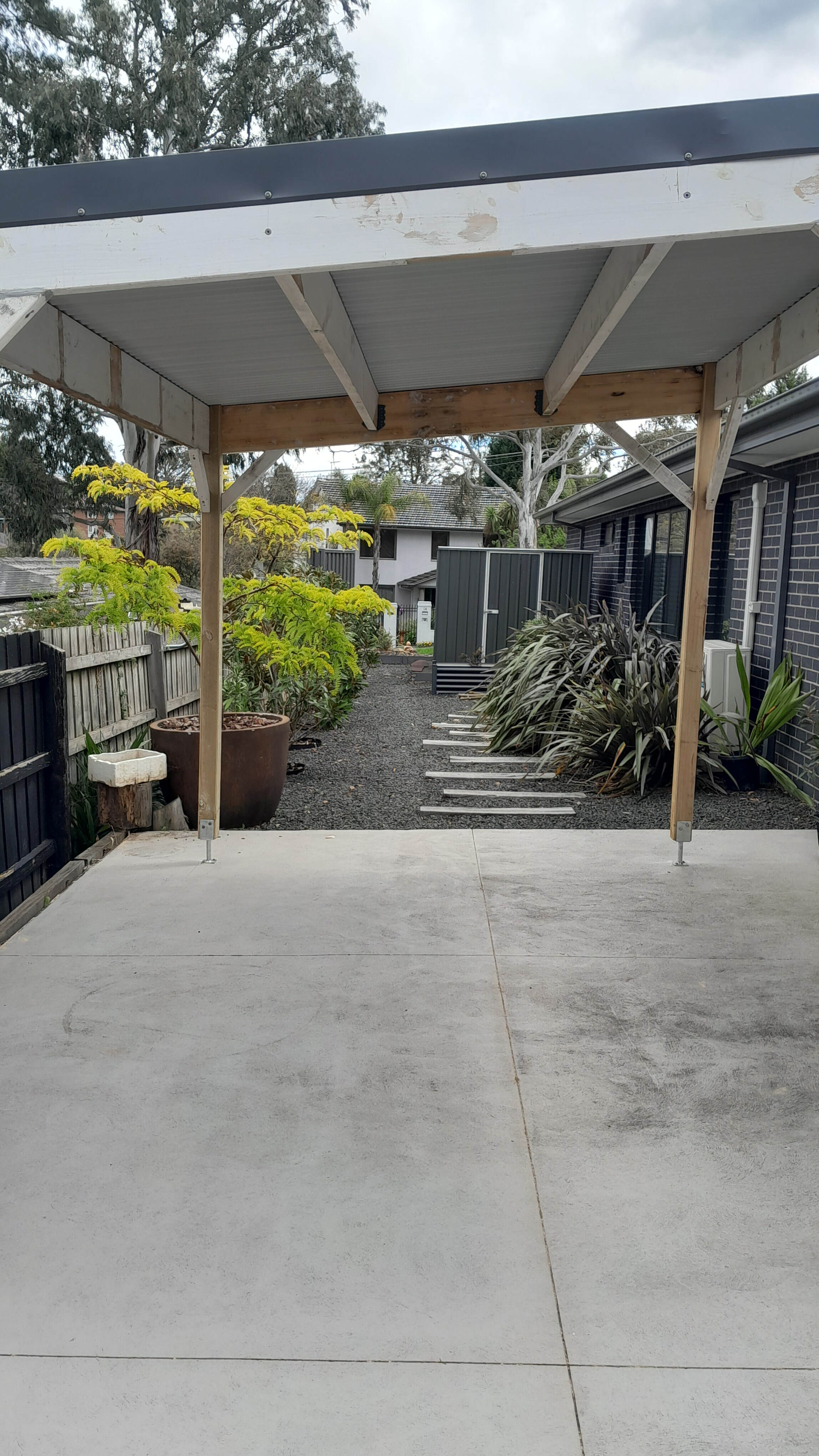 Vermont South pegola build 6