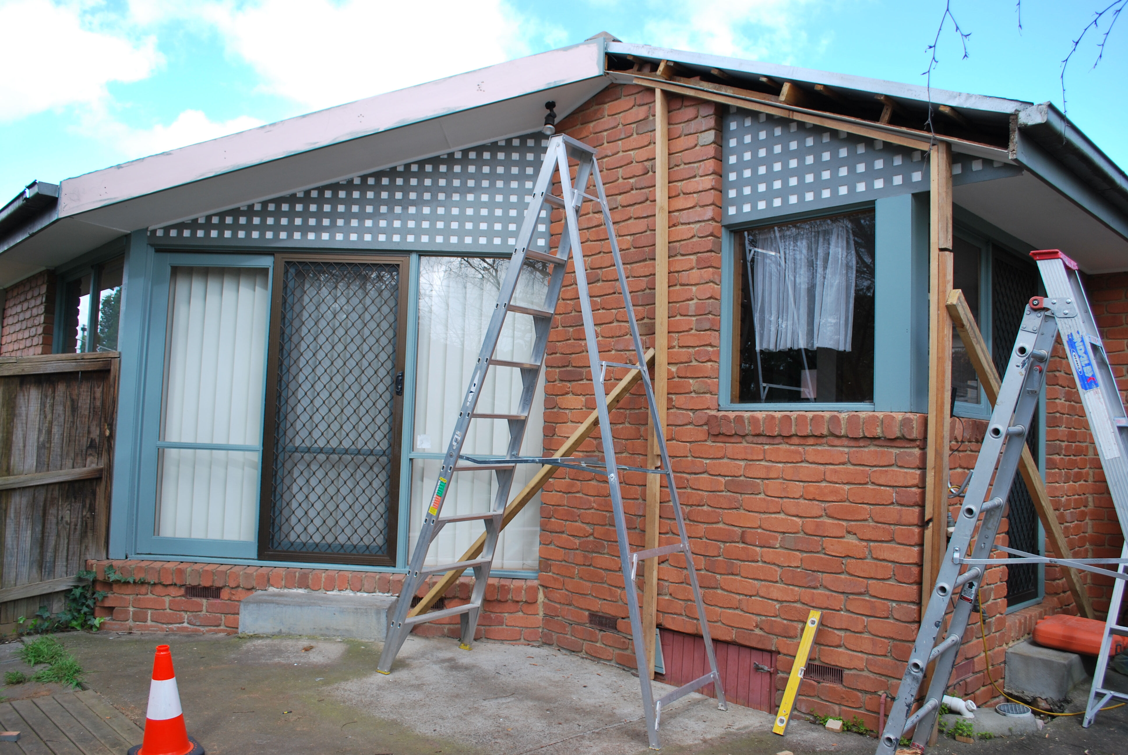 Building new pergola Glen Waverly 1