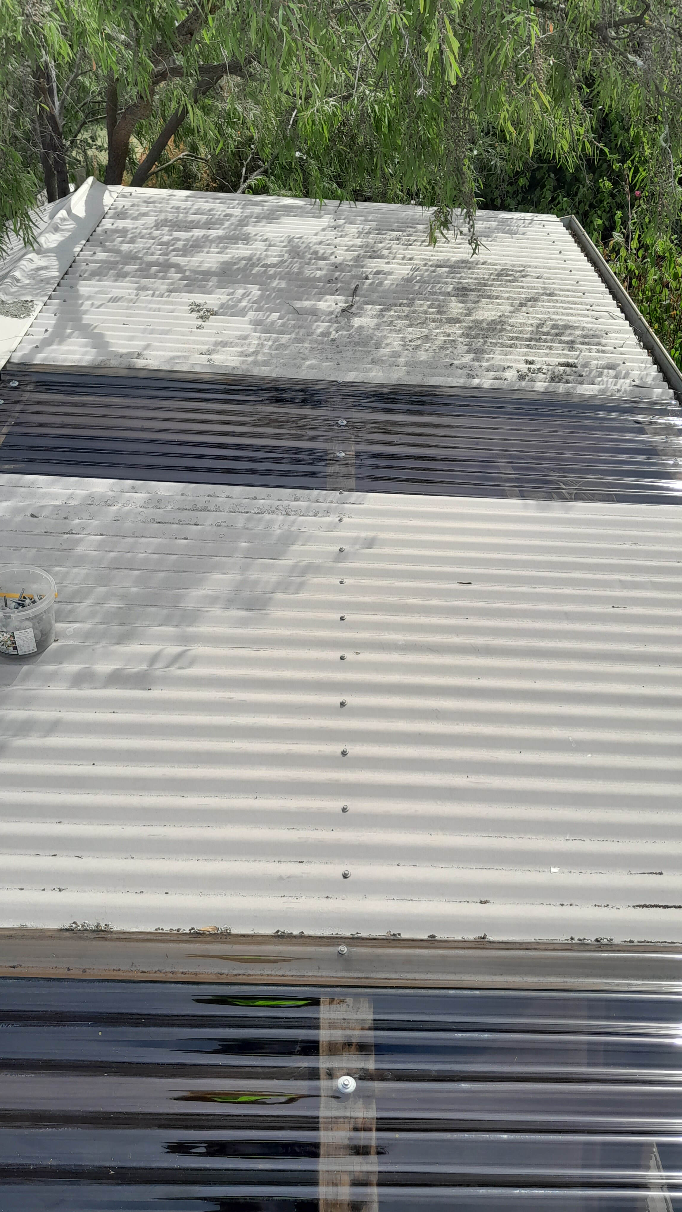 Oakleilgh South garage roof shhet replacement 2