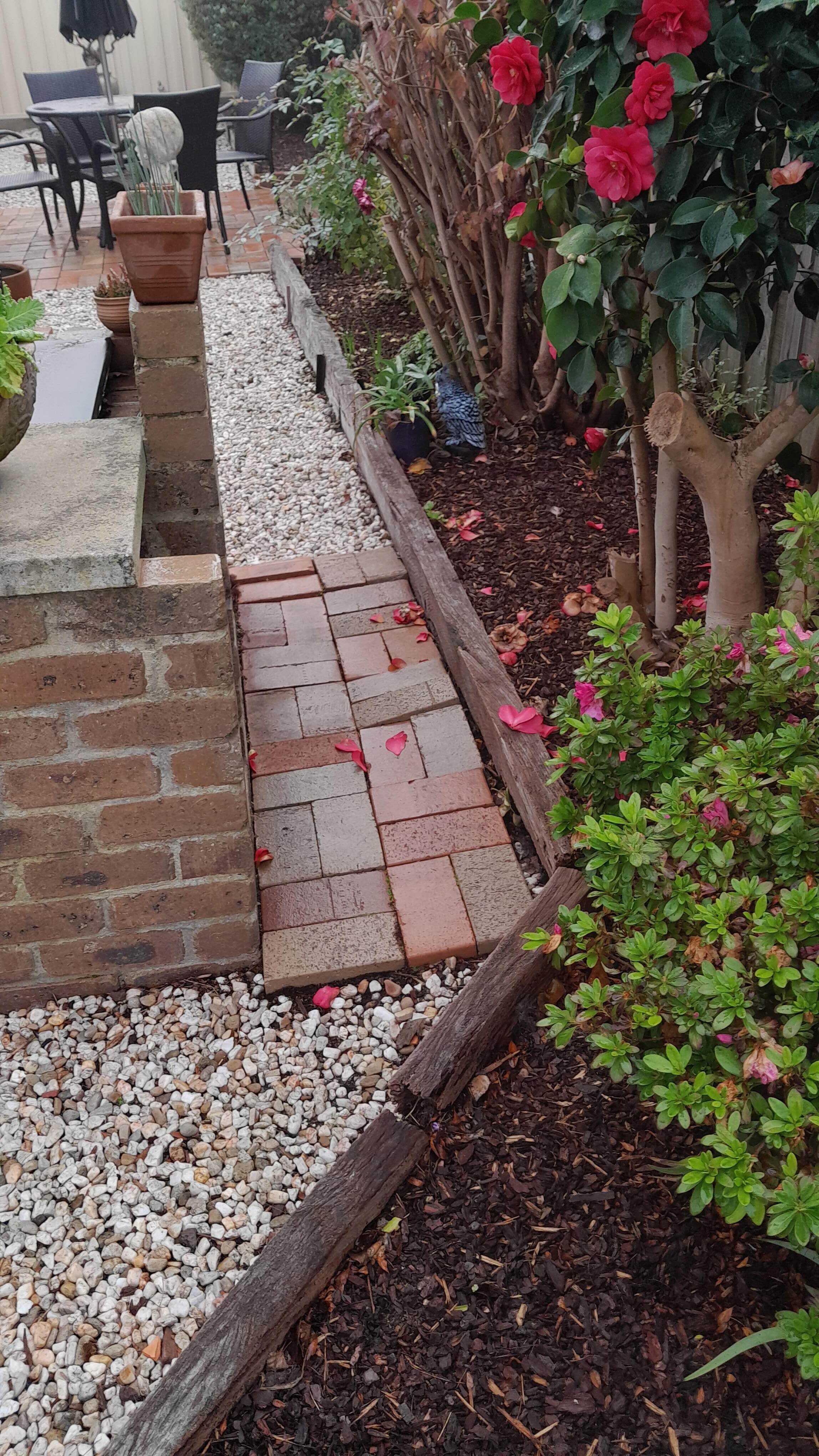 Garden edging replacement Narre Warren 2