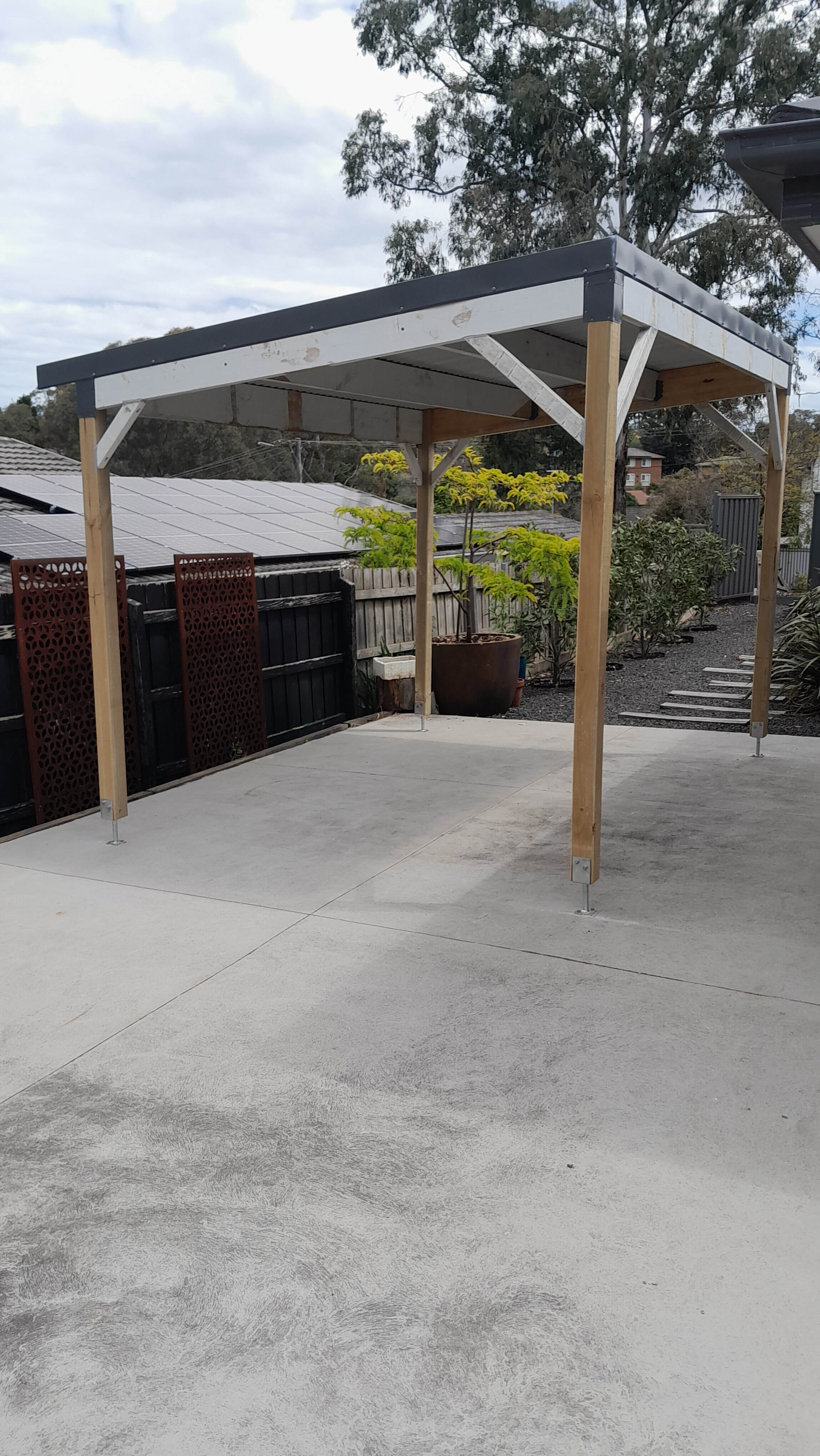 Vermont South pegola build 5