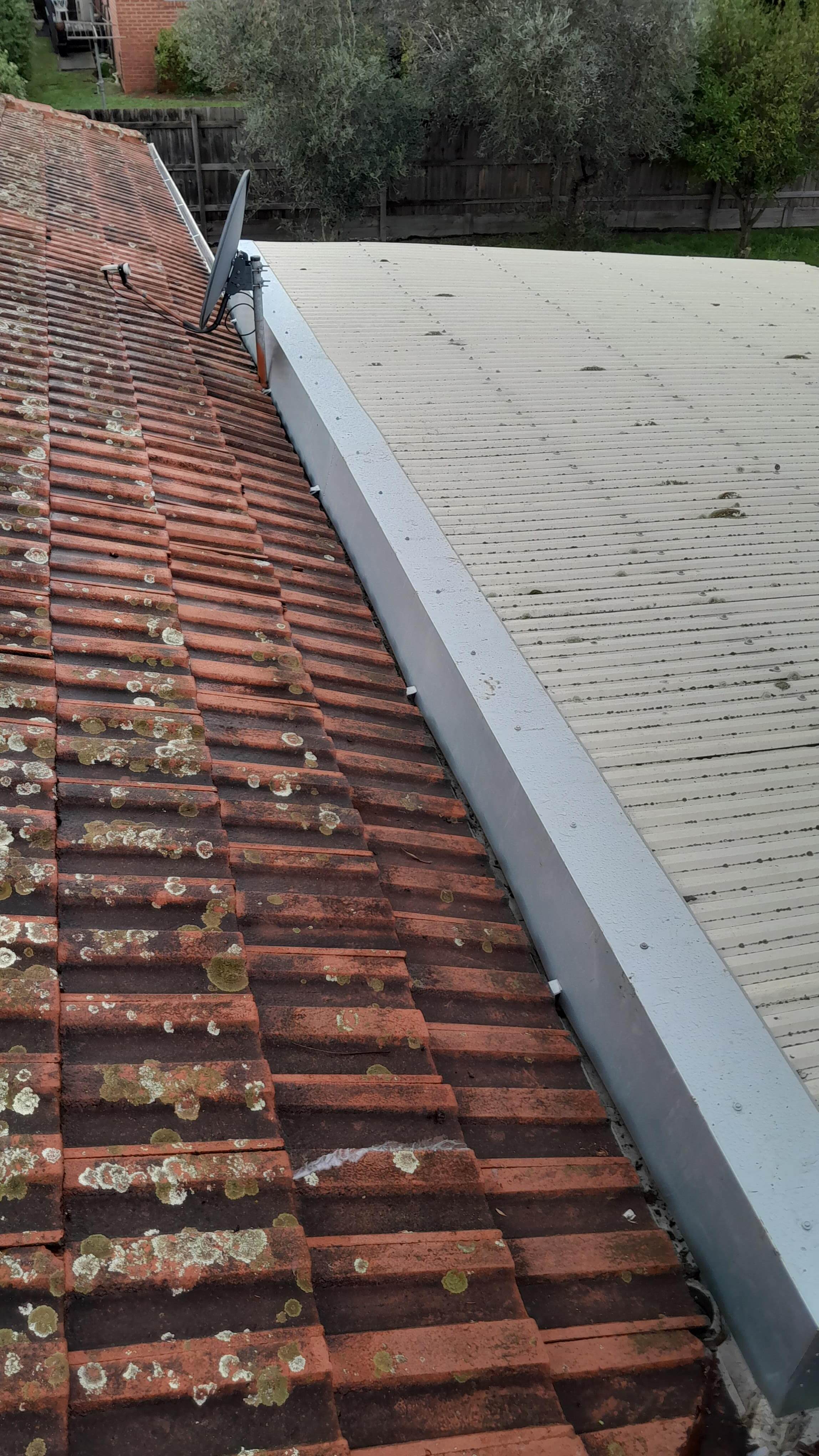 Installing proper flashing Scoresby 4