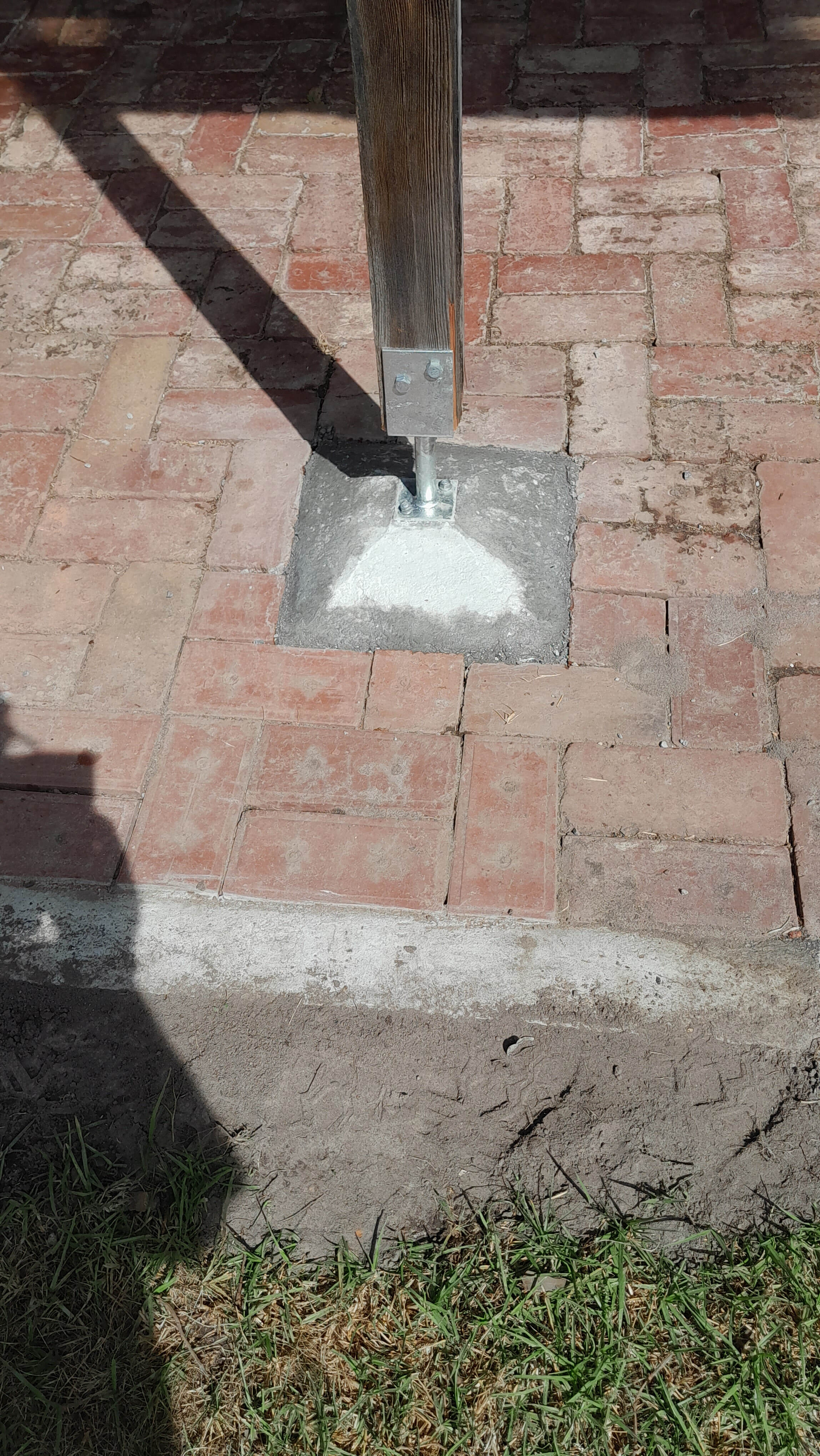 Verandah post support 4