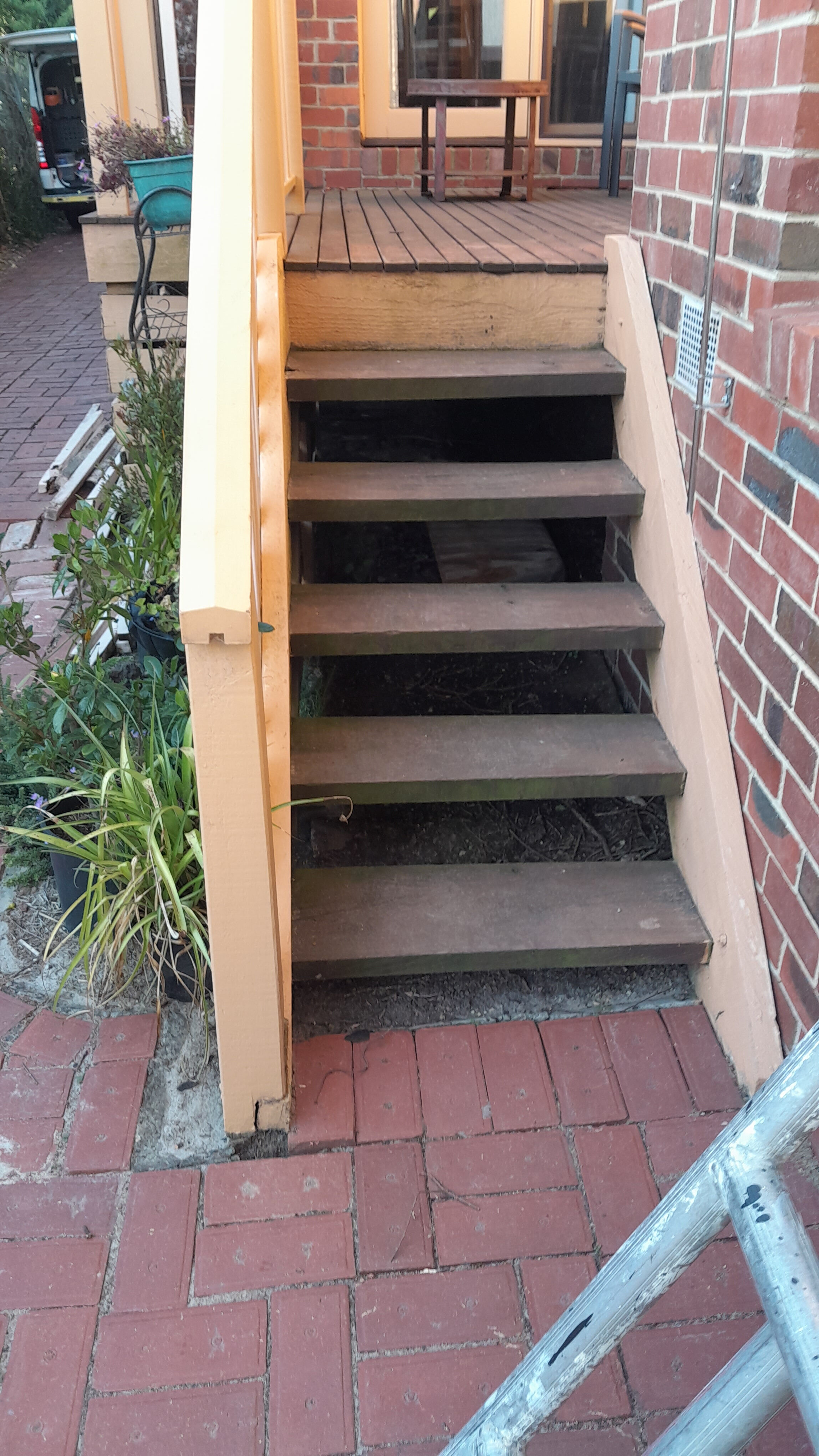 Camberwell stair case replasement 1